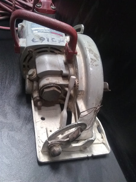 SIERRA CIRCULAR HD77M SKIL SAW 7 ¼” usada