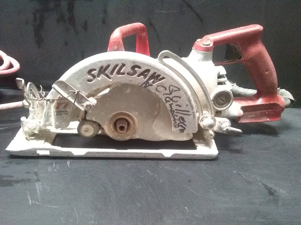 SIERRA CIRCULAR HD77M SKIL SAW 7 ¼” usada