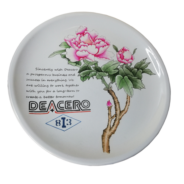 PLATO DECORATIVO INCLUYE SOPORTE DE MADERA DESARMABLE.