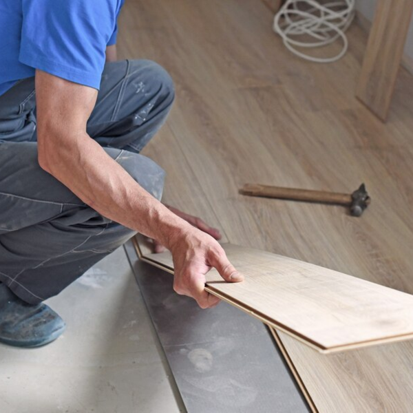 Pack 1 m caja piso laminado 15 pzs 3.297m2 4mm con 1mm eva bajoalfombra