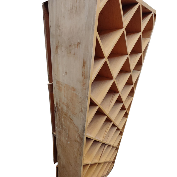 Mueble de madera con compartimientos Usado 72 x33 x70 cm