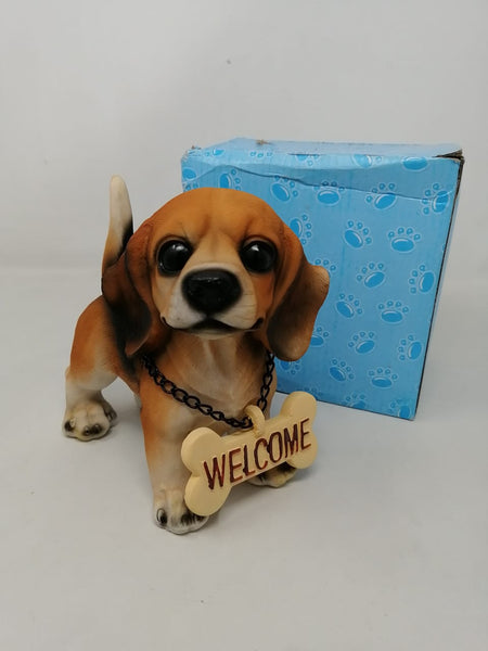 Figura Decorativa Ceramica De Cachorro Con Collar Welcome