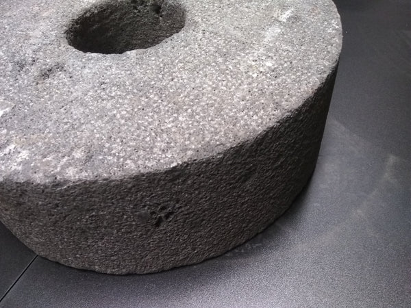 PIEDRA para molino de nixtamal 35.5cms y 12cms ancho