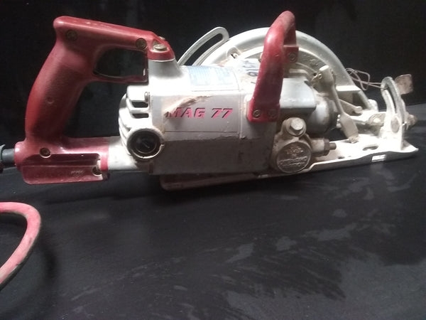 SIERRA CIRCULAR HD77M SKIL SAW 7 ¼” usada