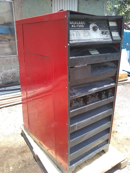 Planta de soldar Idealarc AC 1200 A Lincoln Electric Usada