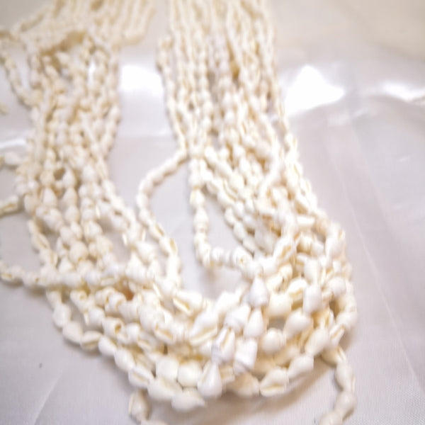 Collar Diseño conchitas conchas de mar paquete 10 pzs