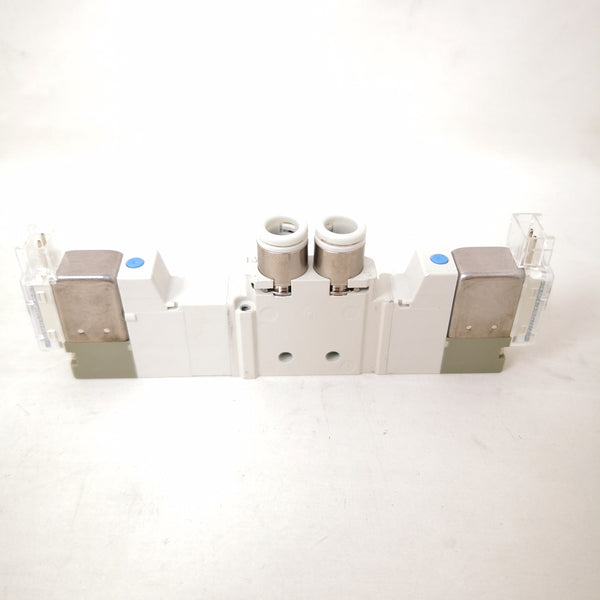 Electrovalvula solenoide 2 puertos smc VQZ1321 5M01 C6 X555