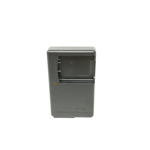 Cargador compacto batería Nikon MH-66 cámara DSLR