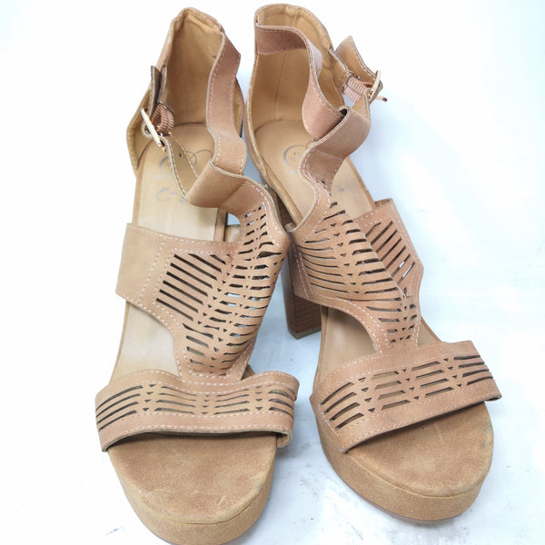 Zapatos tacones de salón punta de almendra cafés