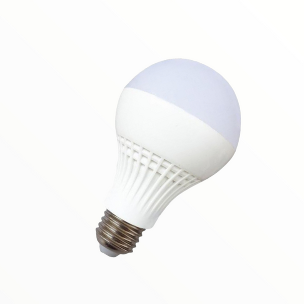 Foco Led Económico Bulb Chico E26/27 pack 3 pz